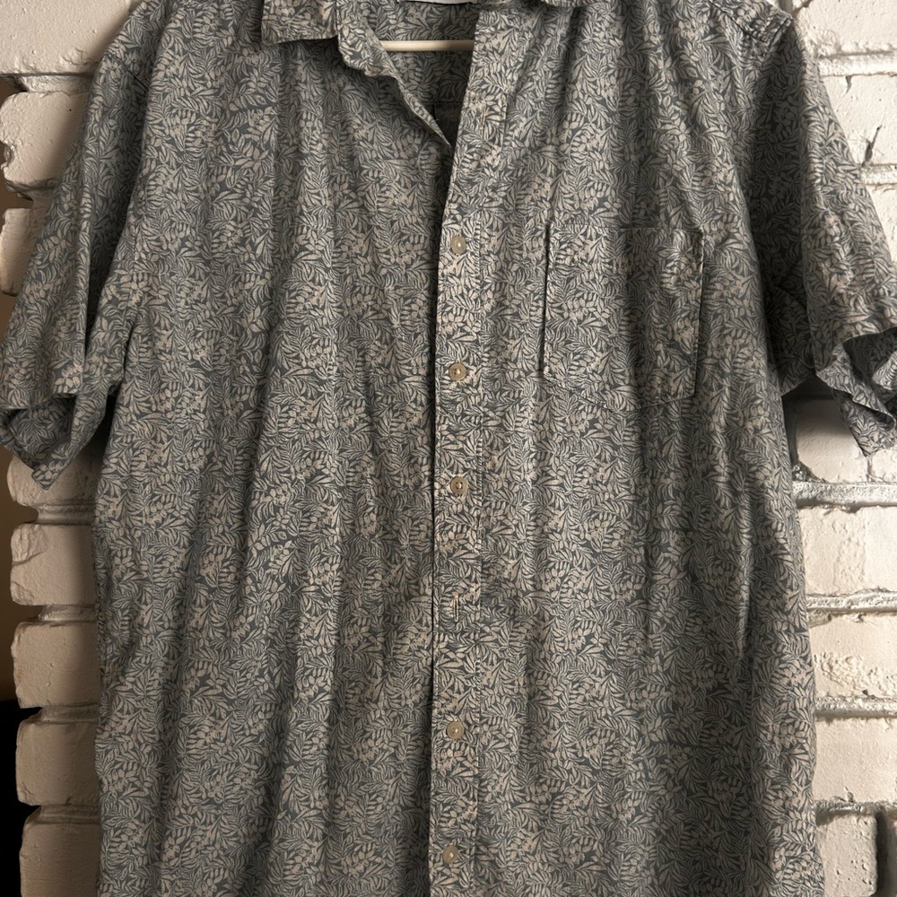 Sonoma Men's Blue Patterned Casual Shirt